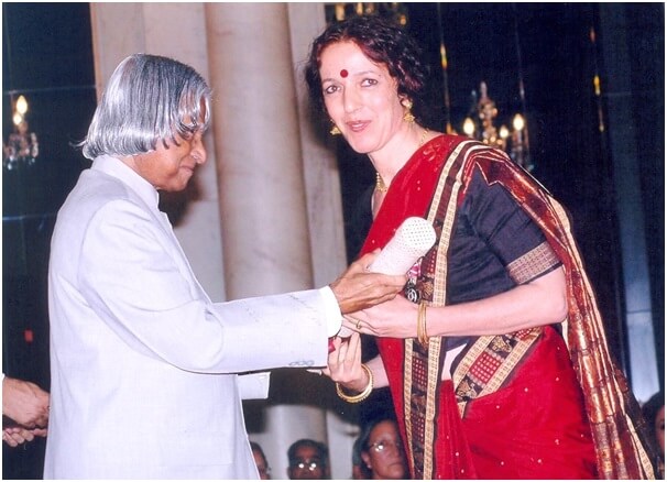 Ileana receiving Padma Shri from the Honble President of India